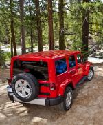 Jeep Wrangler Unlimited Sahara 2012 года